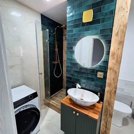 Lesa Апартаменты Брезно
